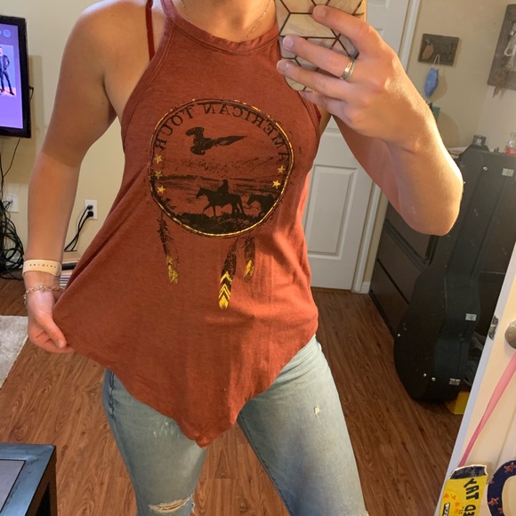 Burgundy tank top - Picture 2 of 7